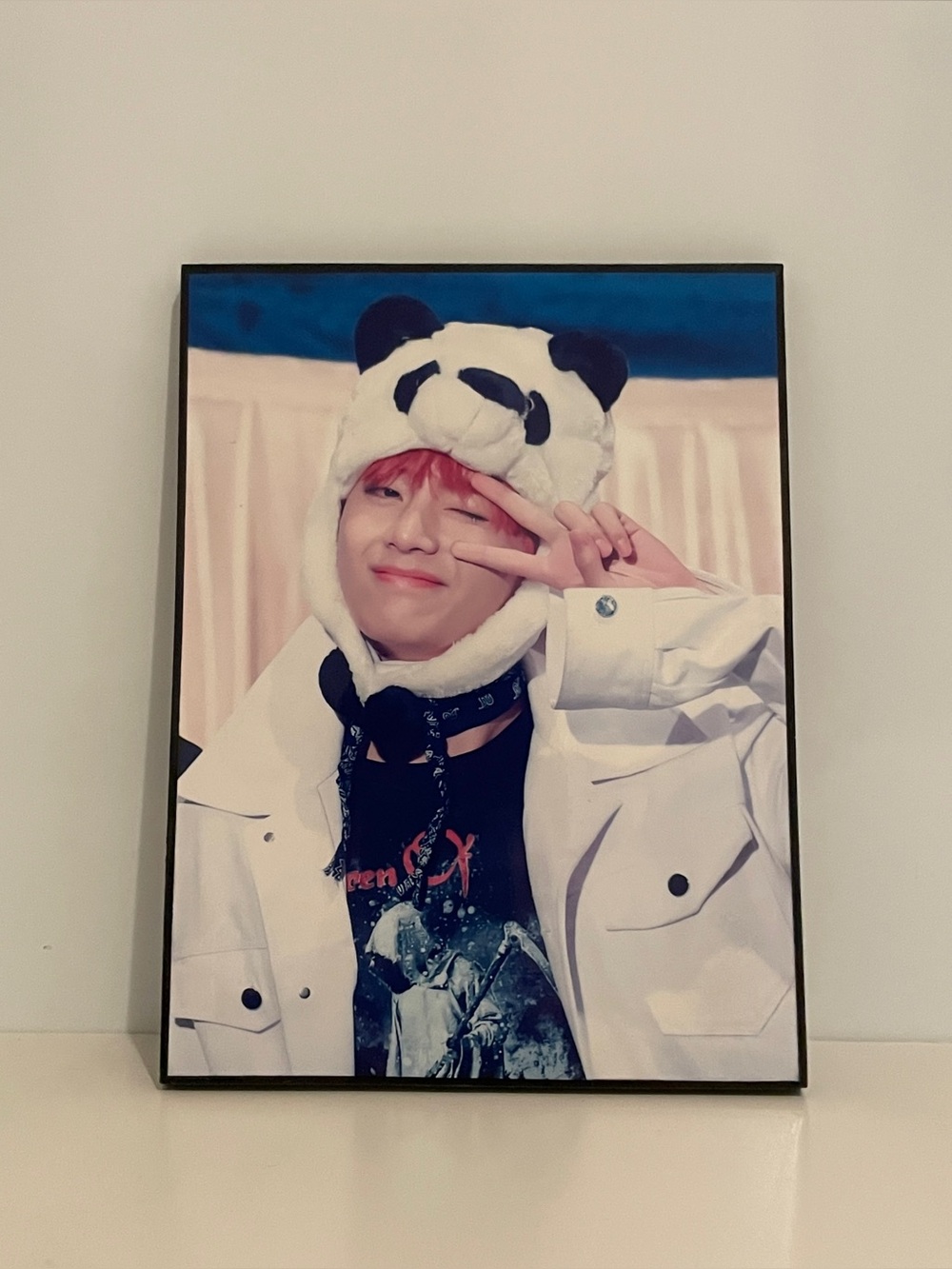 Unofficial BTS V Photo Frame